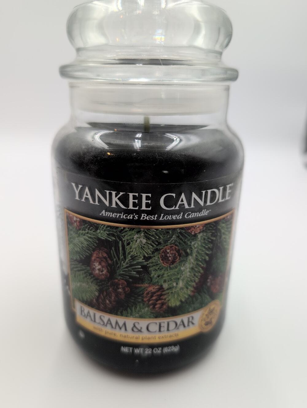 Yankee Candle Balsam and Cedar Large 22 oz. Jar Candle Housewarmer New & Scented